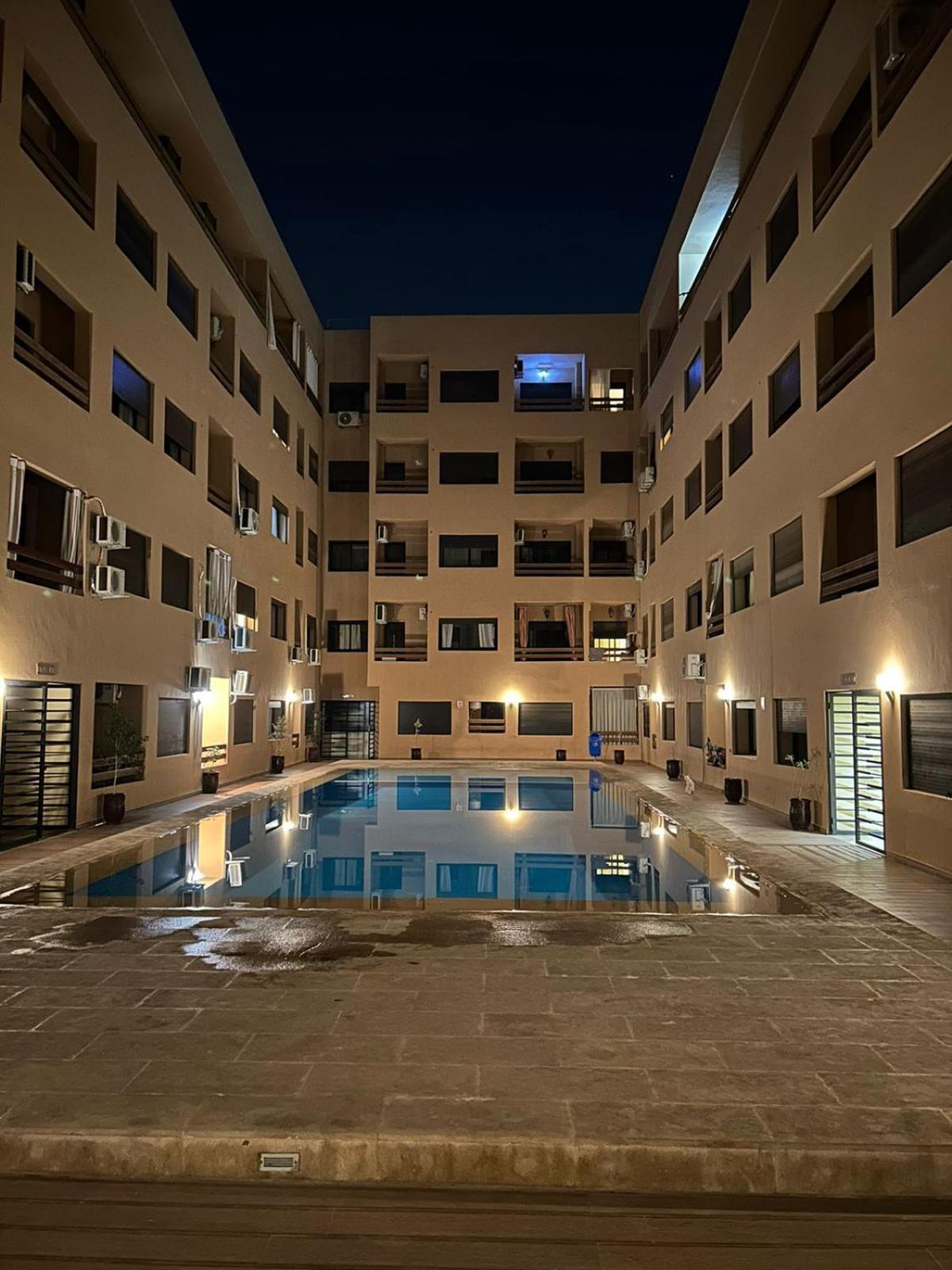 Apartment Studio Au Centre De Marrakech Avec Piscine