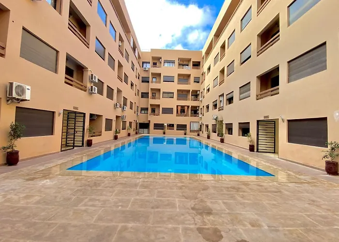 Studio Au Centre Ville De Marrakech Avec Piscine